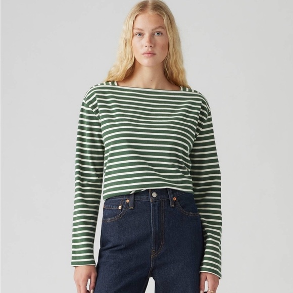 Levi’s Top - Picture 3 of 5